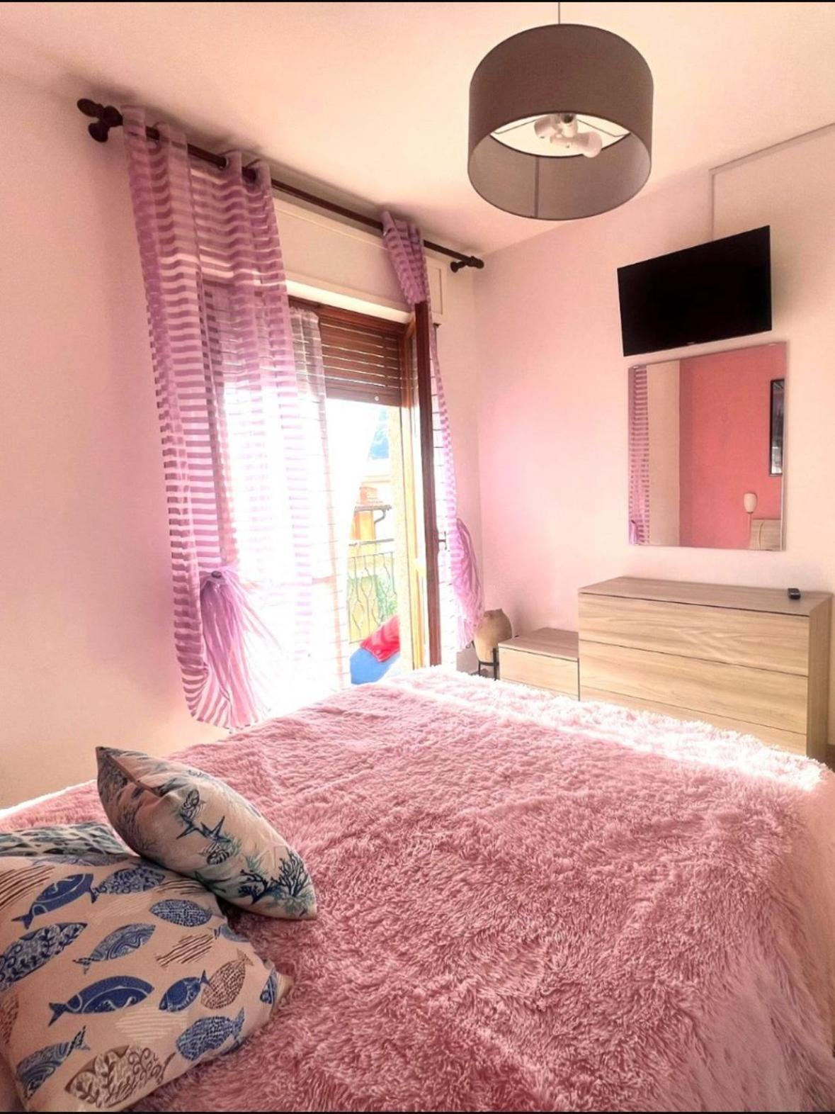 Apartment Aurora & Nicole Ideal Per Biker Con Terazza Vista Mare Parcheggio E Wi-Fi Gratuiti Pietra Ligure Eksteriør billede